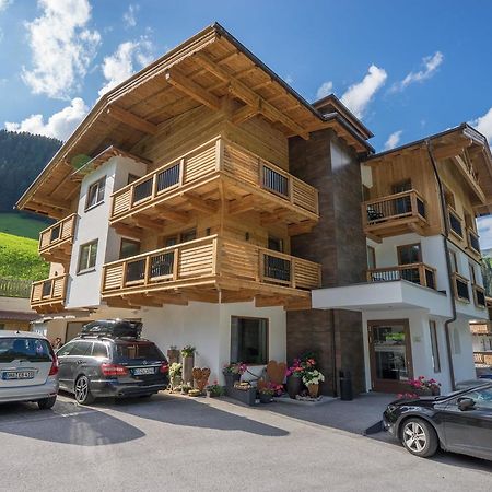 Hotel Burgschrofn Tux Εξωτερικό φωτογραφία